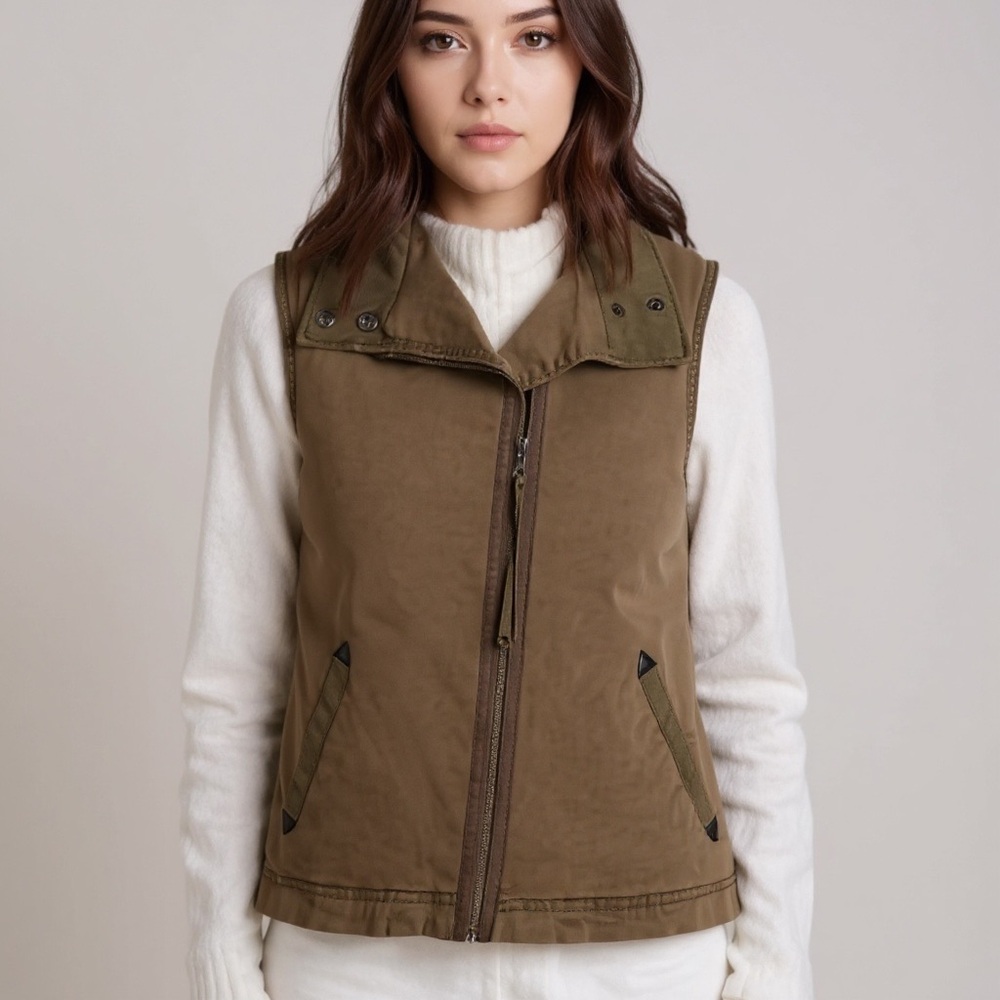 Anthropologie Marrakech Moss Green
Canyon Sherpa Shearling Vest Size S Earthy
